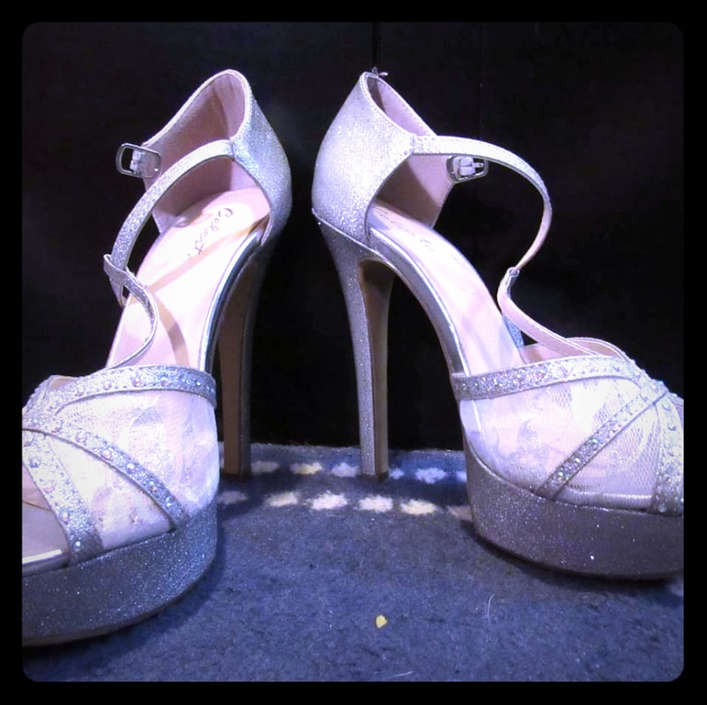 Fioni Night Heels